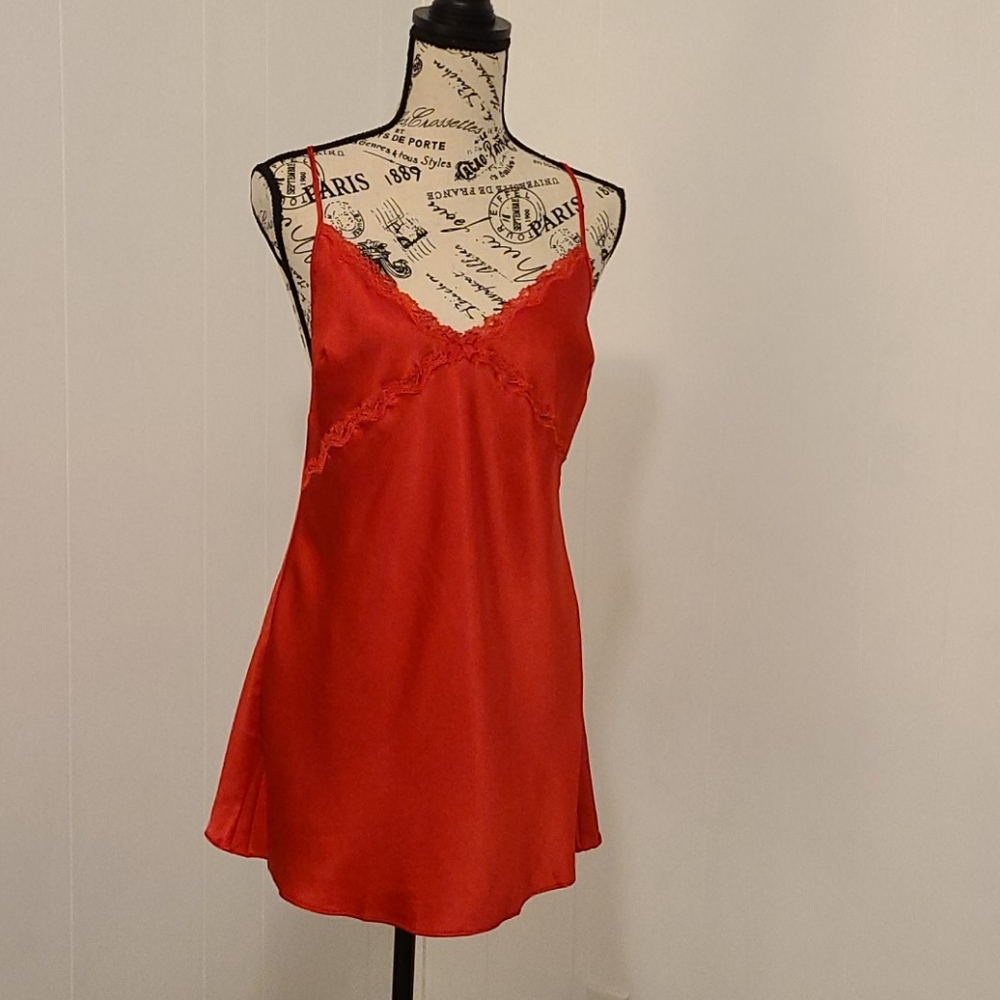 Victoria's Secret 3pc Slip Dress & Robe SZM NWT - Picture 2 of 14